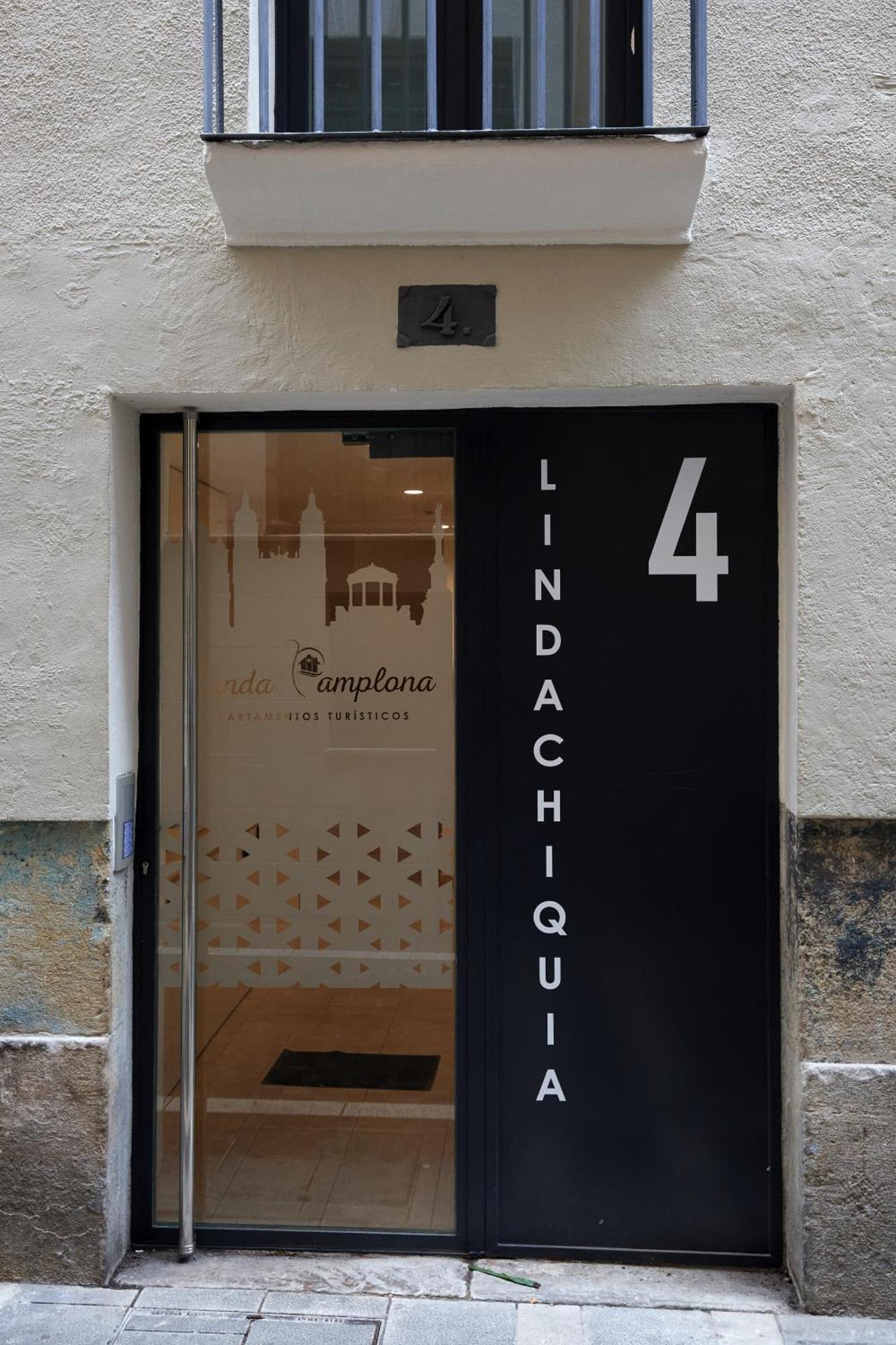 Tuapartamento Lindapamplona Apartment Exterior foto
